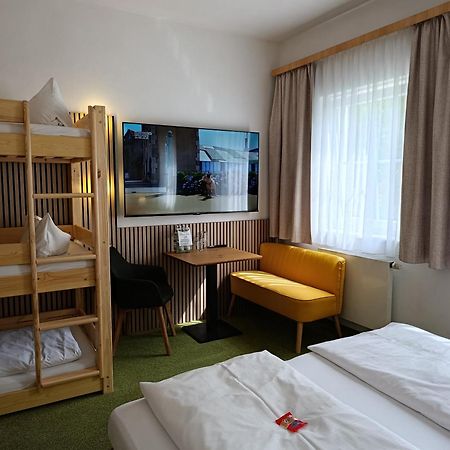 Familienhotel Nahe Der Therme エルディング エクステリア 写真