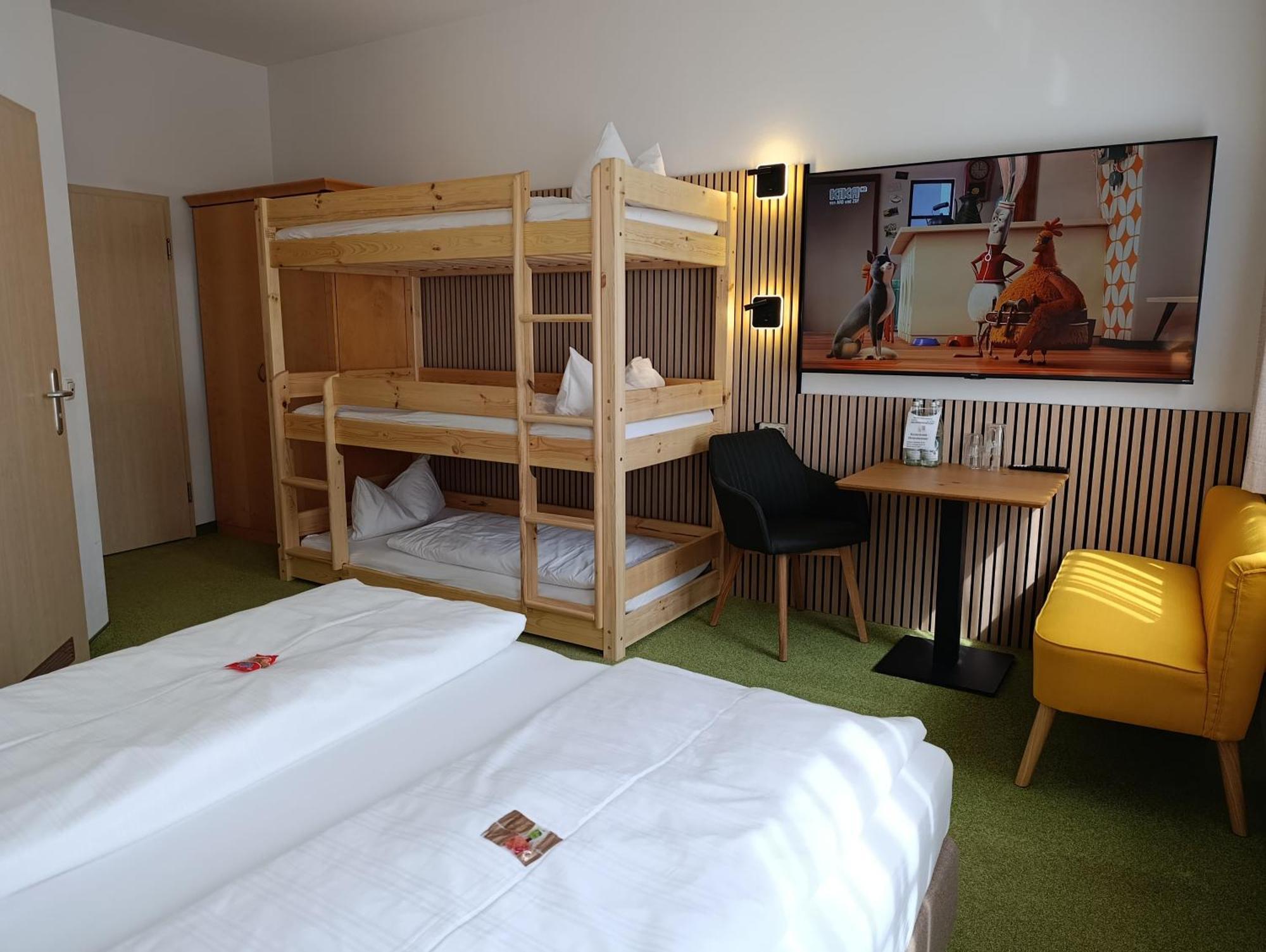 Familienhotel Nahe Der Therme エルディング エクステリア 写真